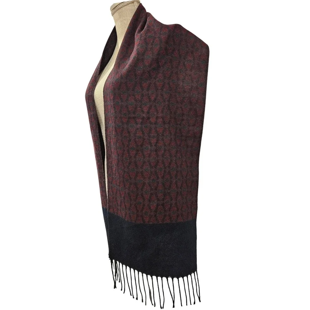 Geoffrey‎ Beene Cashme Scarf Made in Italy Geometric Wrap